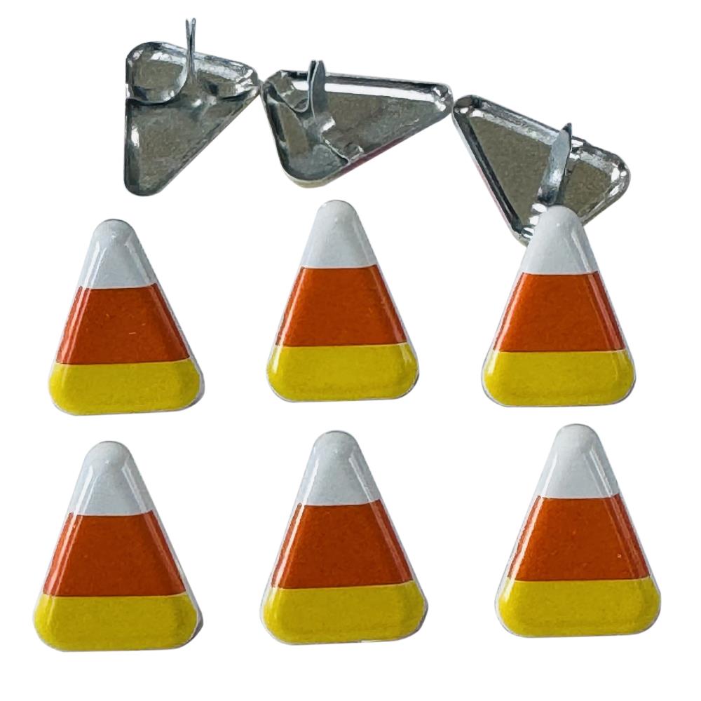 Eyelet Outlet Brads candy corn